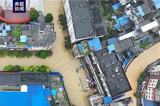 弹无虚发！基根-穆雷半场5中5拿到15分3篮板